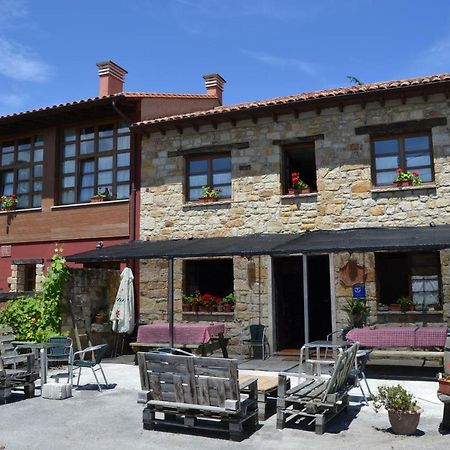 Oles Apartamentos Rurales La Cirigueena מראה חיצוני תמונה