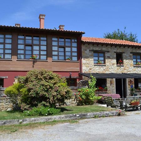 Oles Apartamentos Rurales La Cirigueena מראה חיצוני תמונה