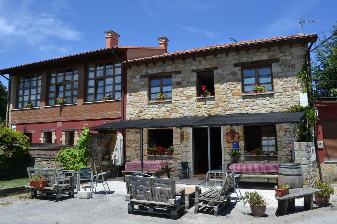 Oles Apartamentos Rurales La Cirigueena מראה חיצוני תמונה