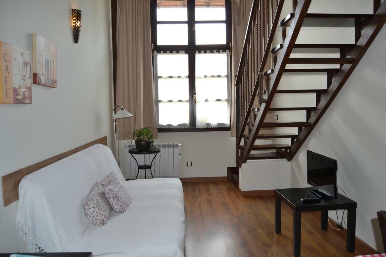 Oles Apartamentos Rurales La Cirigueena מראה חיצוני תמונה