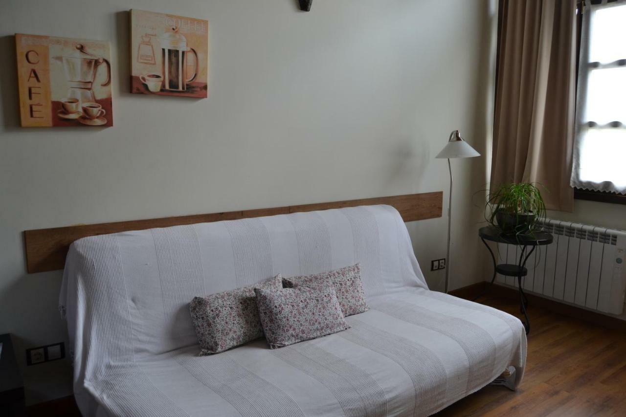 Oles Apartamentos Rurales La Cirigueena מראה חיצוני תמונה