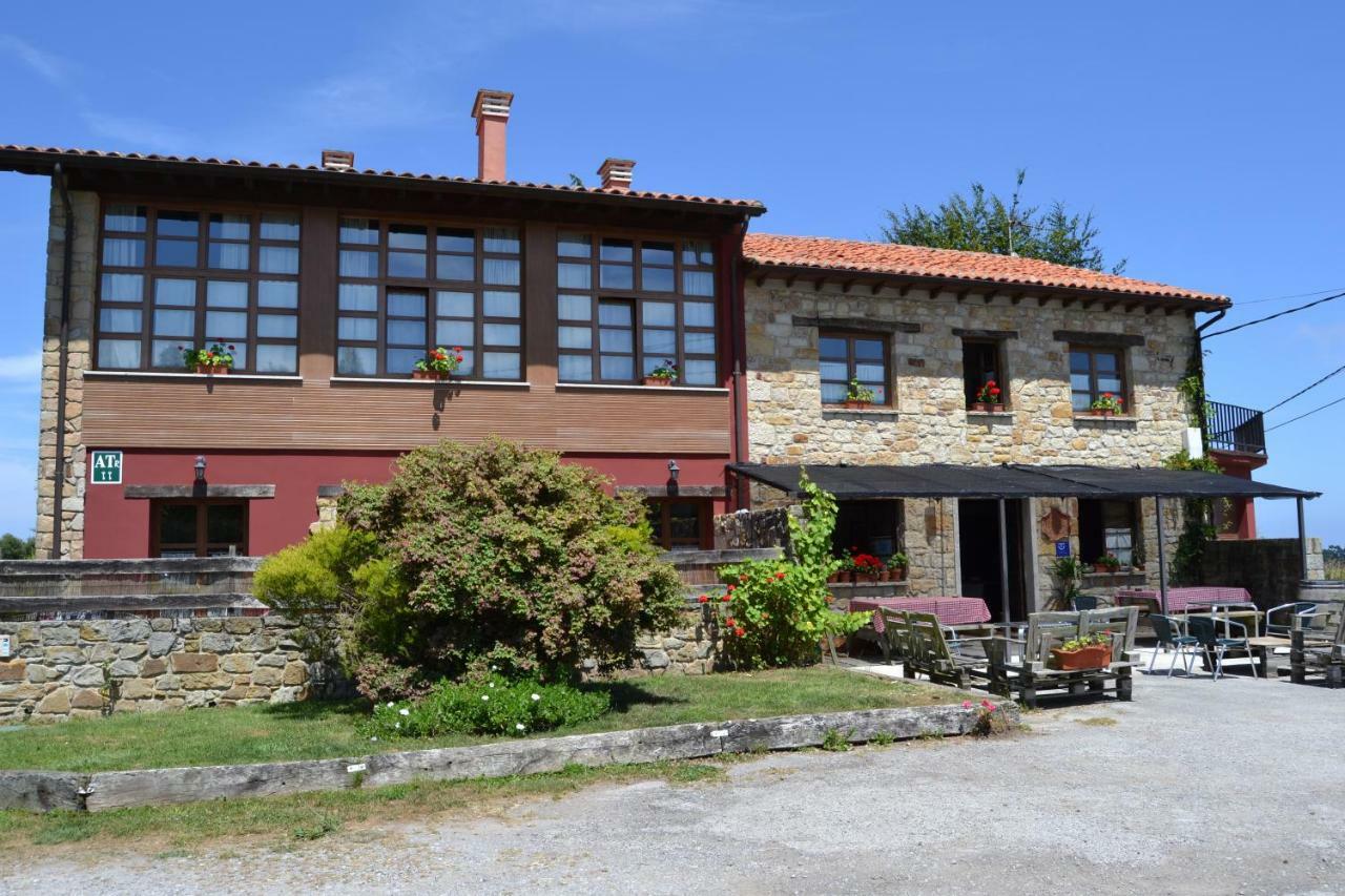 Oles Apartamentos Rurales La Cirigueena מראה חיצוני תמונה