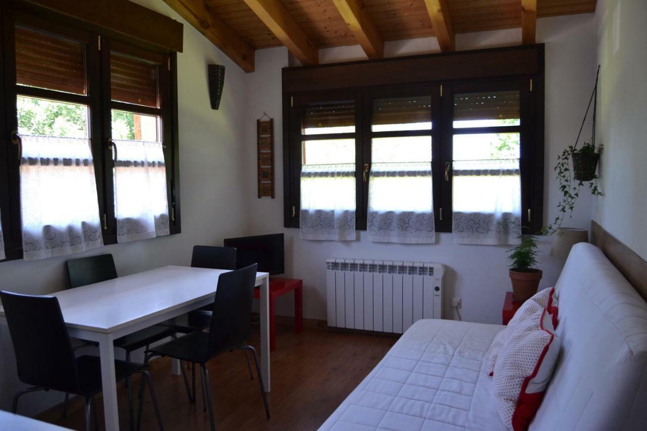 Oles Apartamentos Rurales La Cirigueena מראה חיצוני תמונה